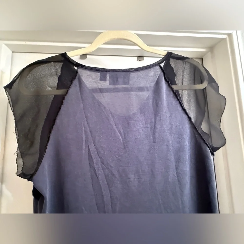 Simply Vera Vera Wang  small black shirt